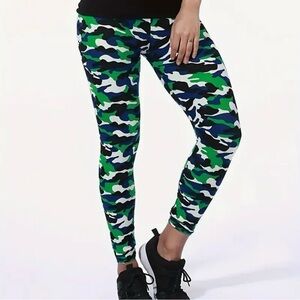 New Women’s Green and Blue Leggings Stretchy-one Size fits XS to Women’s XL